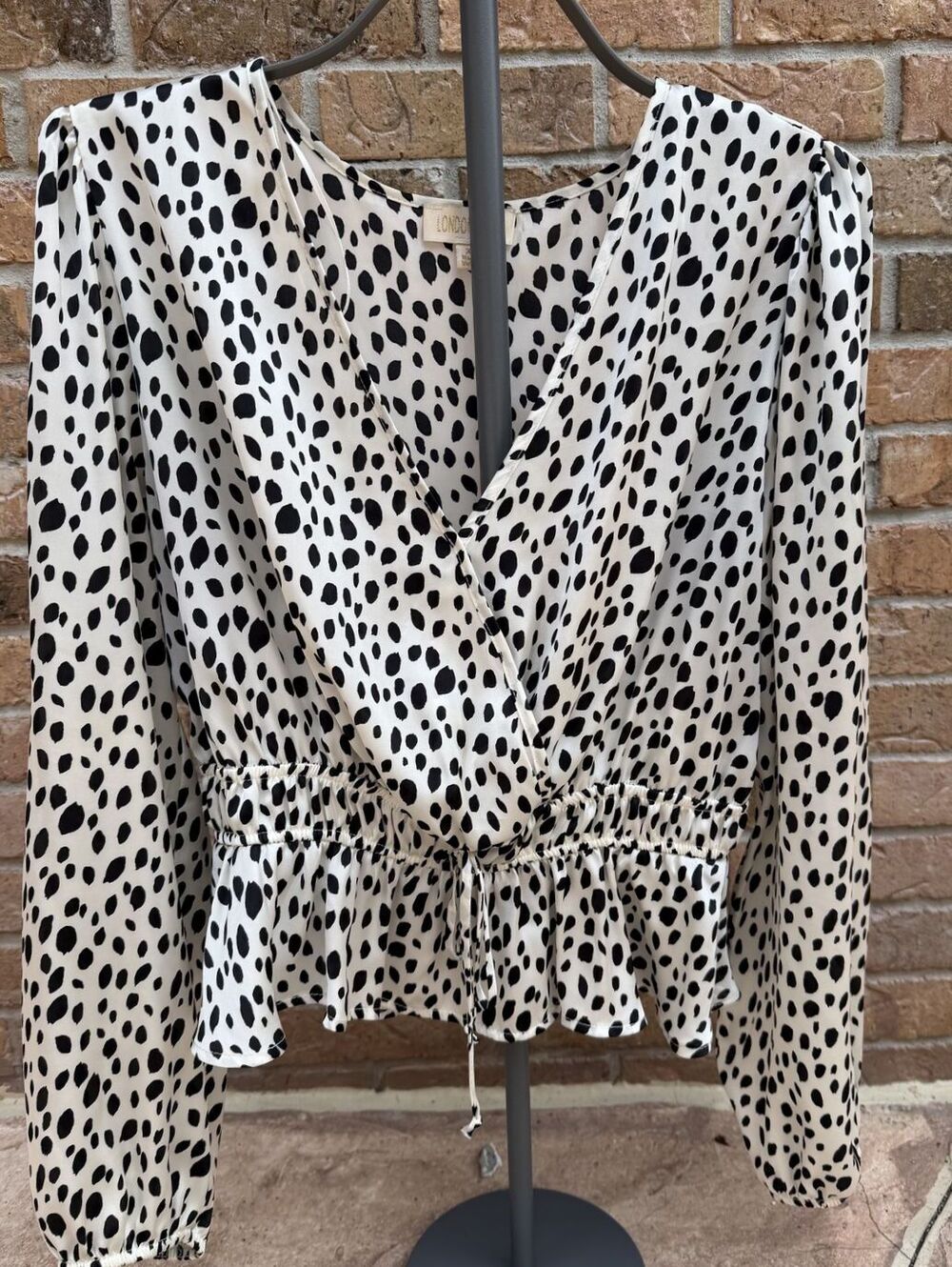 London Rose XL Black White Animal Print Long Sleeve Peplum Blouse